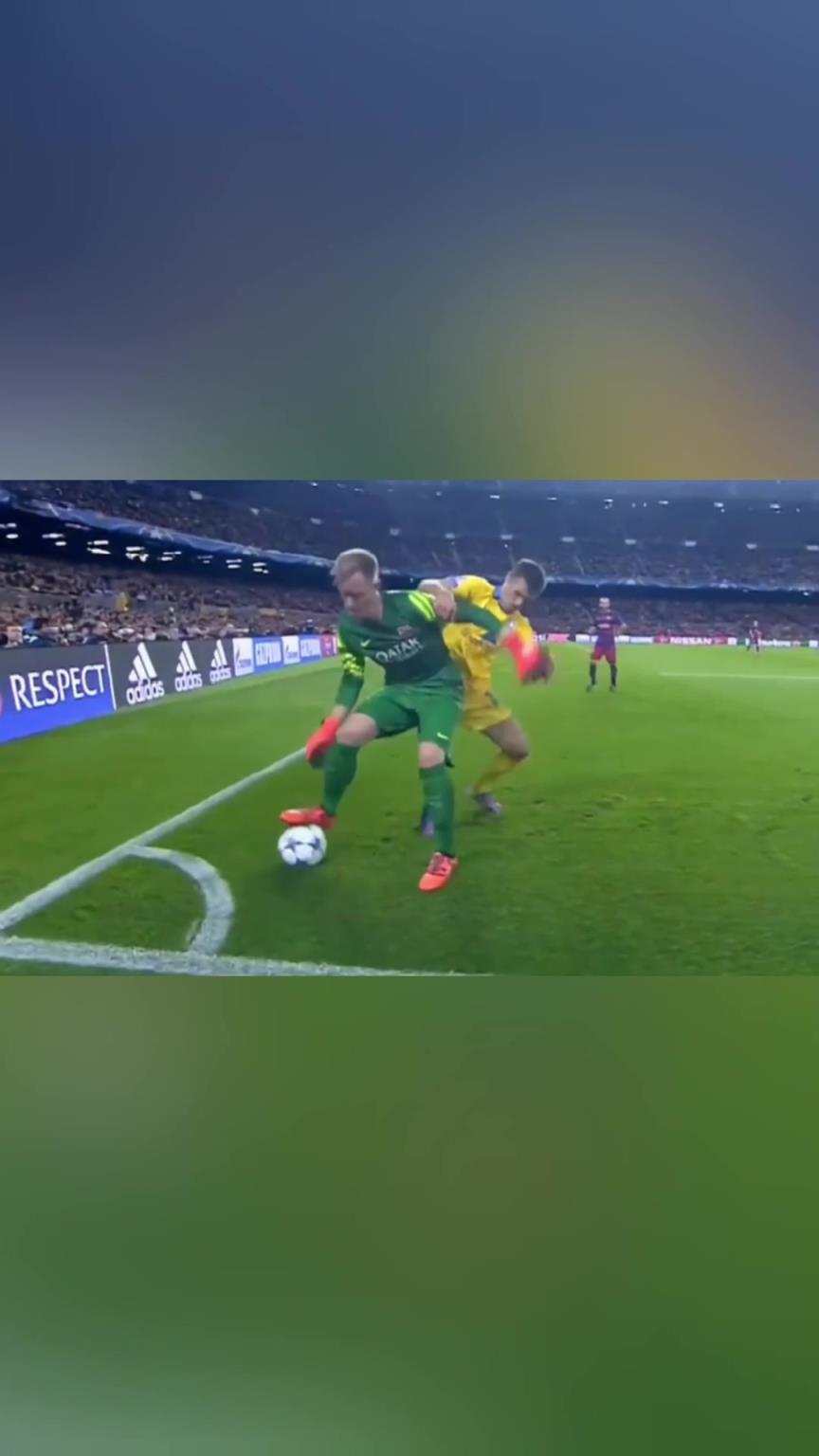 特爾施特根：老子的護(hù)球像亨利！誰來了也不好使！