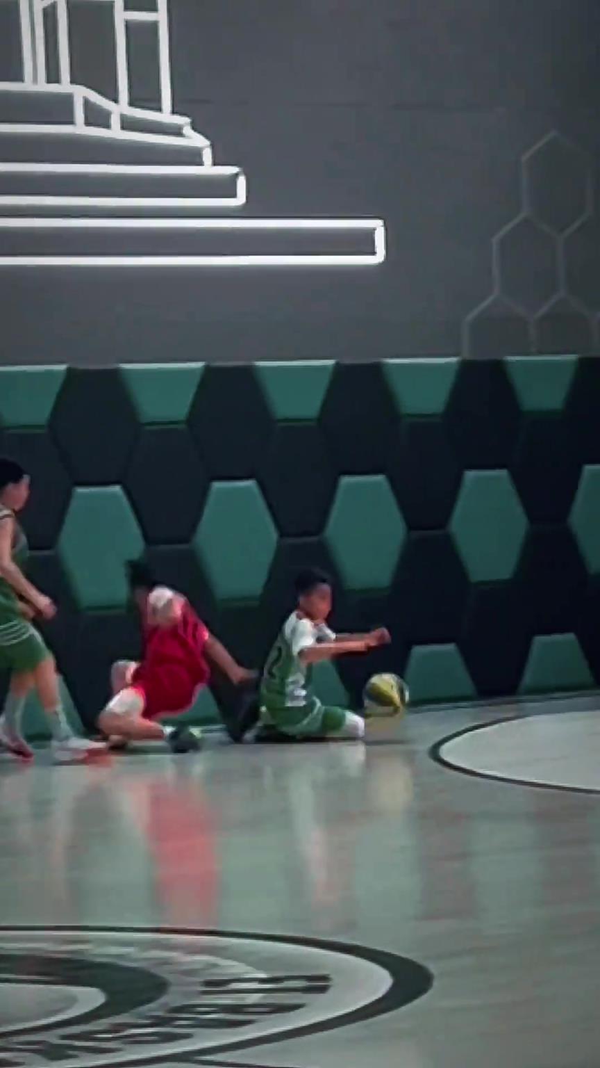 有一種默契叫做從小一起長(zhǎng)大！